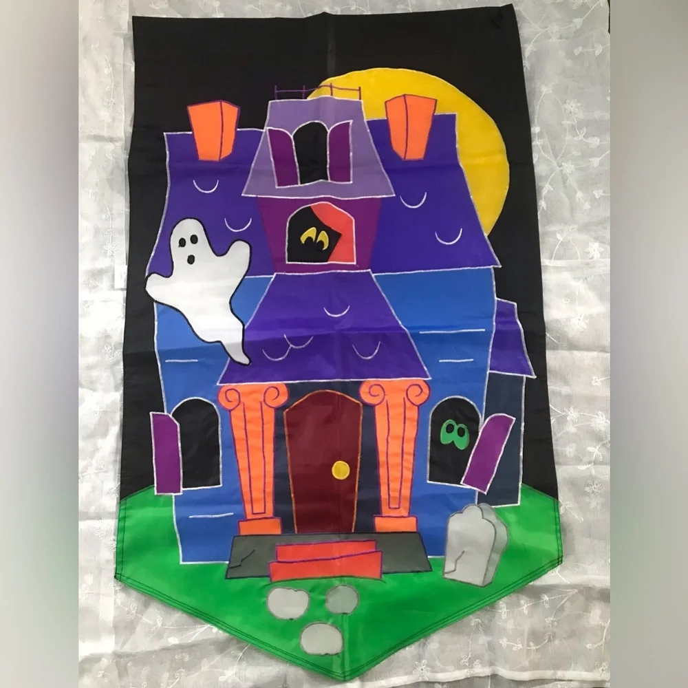 Halloween flag
decorative in very good condition - Picture 7 of 9